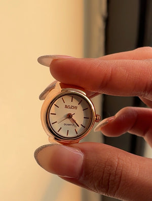 Vioras Ring Watch – Adjustable Unisex Statement Ring