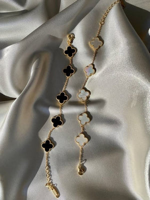 BLACK AND WHITE CLOVER CHAIN BRACELET