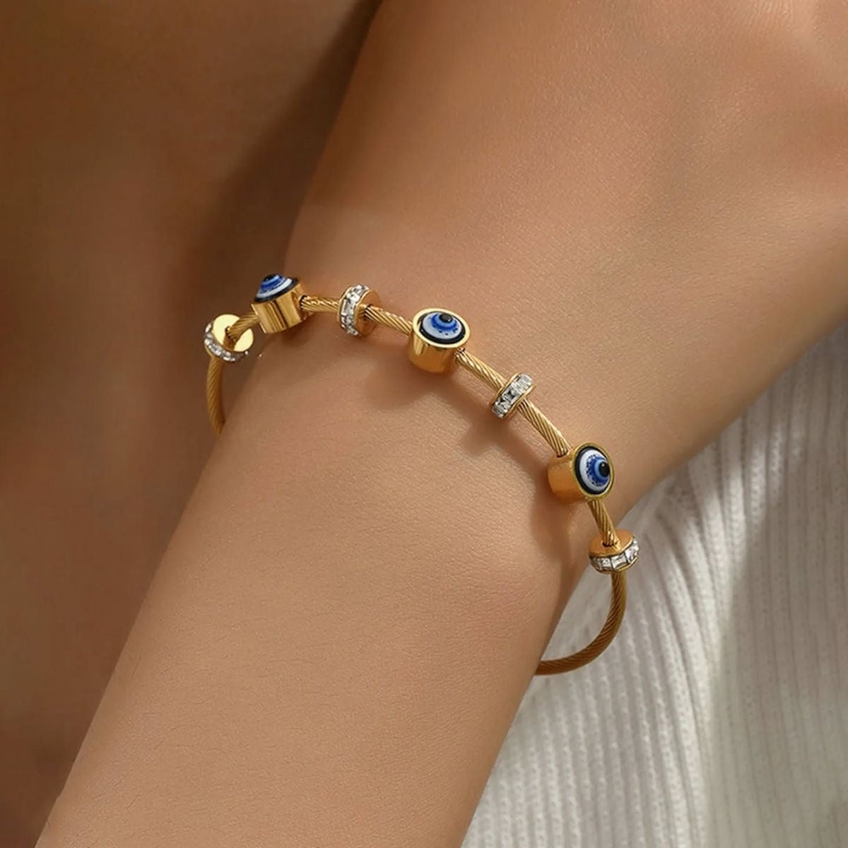 Viora Anti-Tarnish Evil Eye Braclate