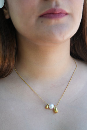 Viora's Pearl Anti-Tarnish Waterproof Pendant