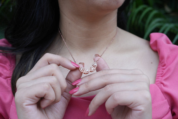 Viora Anti-Tarnish Flower Pendant