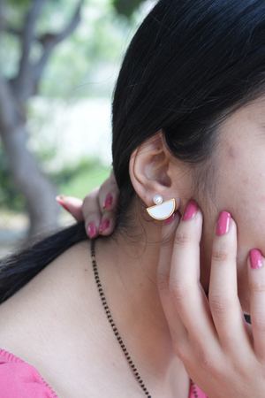 Viora Anti-Tarnish Shell Earings