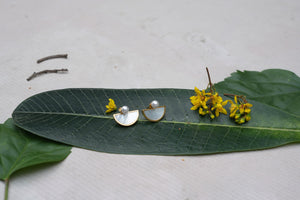 Viora Anti-Tarnish Shell Earings