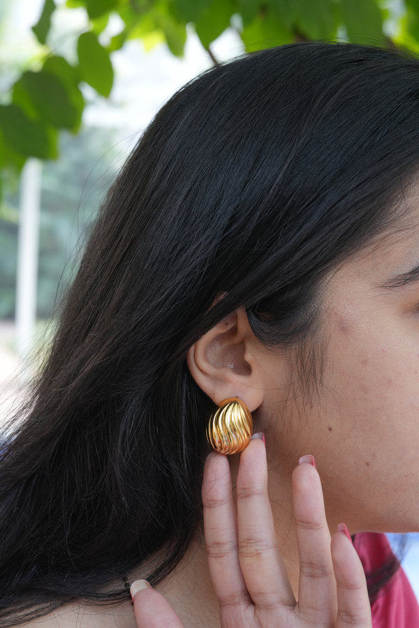 Viora Anti-Tarnish Golden Earings
