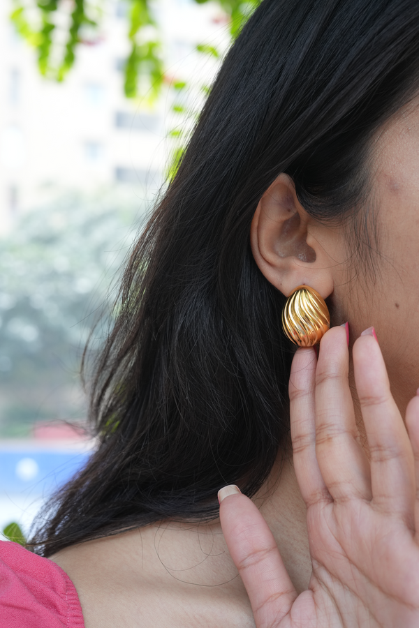 Viora Anti-Tarnish Golden Earings