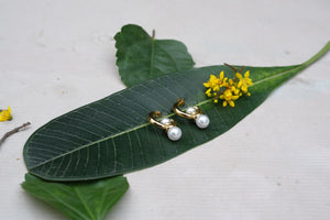 Viora Anti-Tarnish Pearls Earings