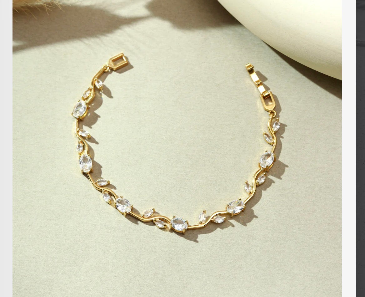 Viorass Crystal Vine Bracelet