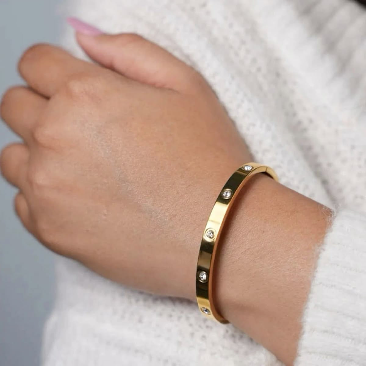 Viorass Screw Detail Crystal Bangle gold